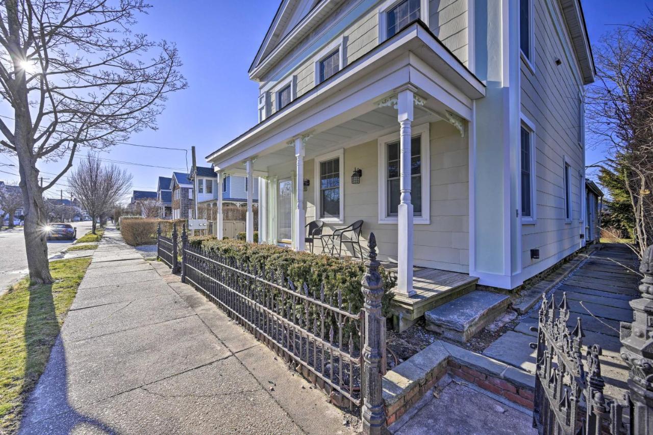 Bright Apartment - Half Mi To Greenport Harbor! Exterior photo